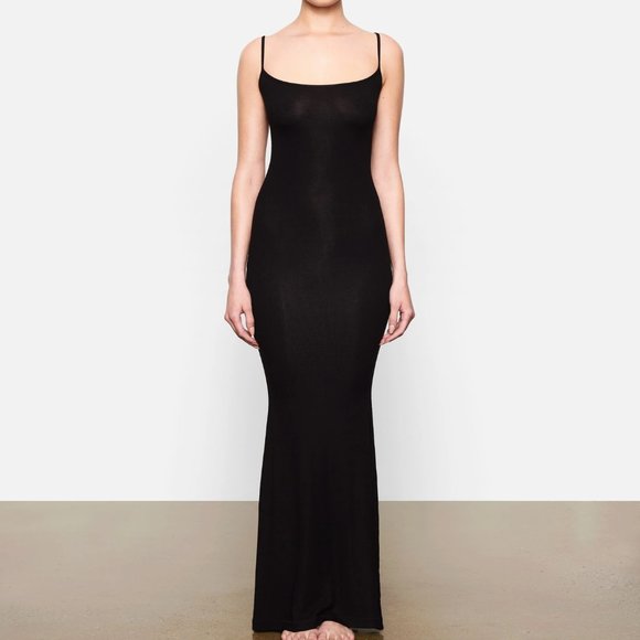 NWT SKIMS Soft Lounge Long Slip Dress in Onyx Size Small - Picture 1 of 10